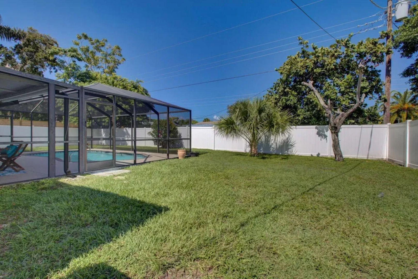 South Venice Pool Home With Fence, Dog Friendly