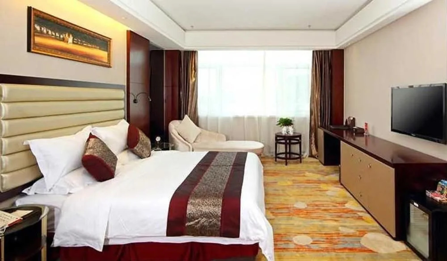 Puyang Yuehua International Hotel