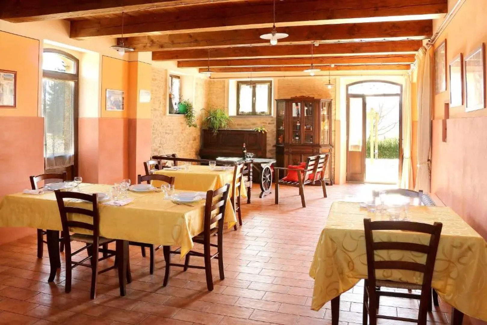 Villa with 6 bedrooms in Provincia di Ancona with wonderful mountain view private pool furnished garden 30 km from the beach