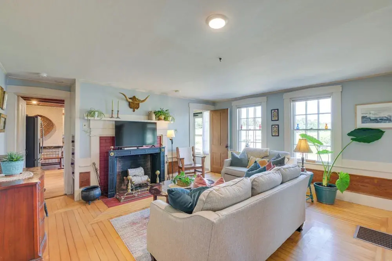 Springvale Farm: Freedom Home With Hiking Trail!