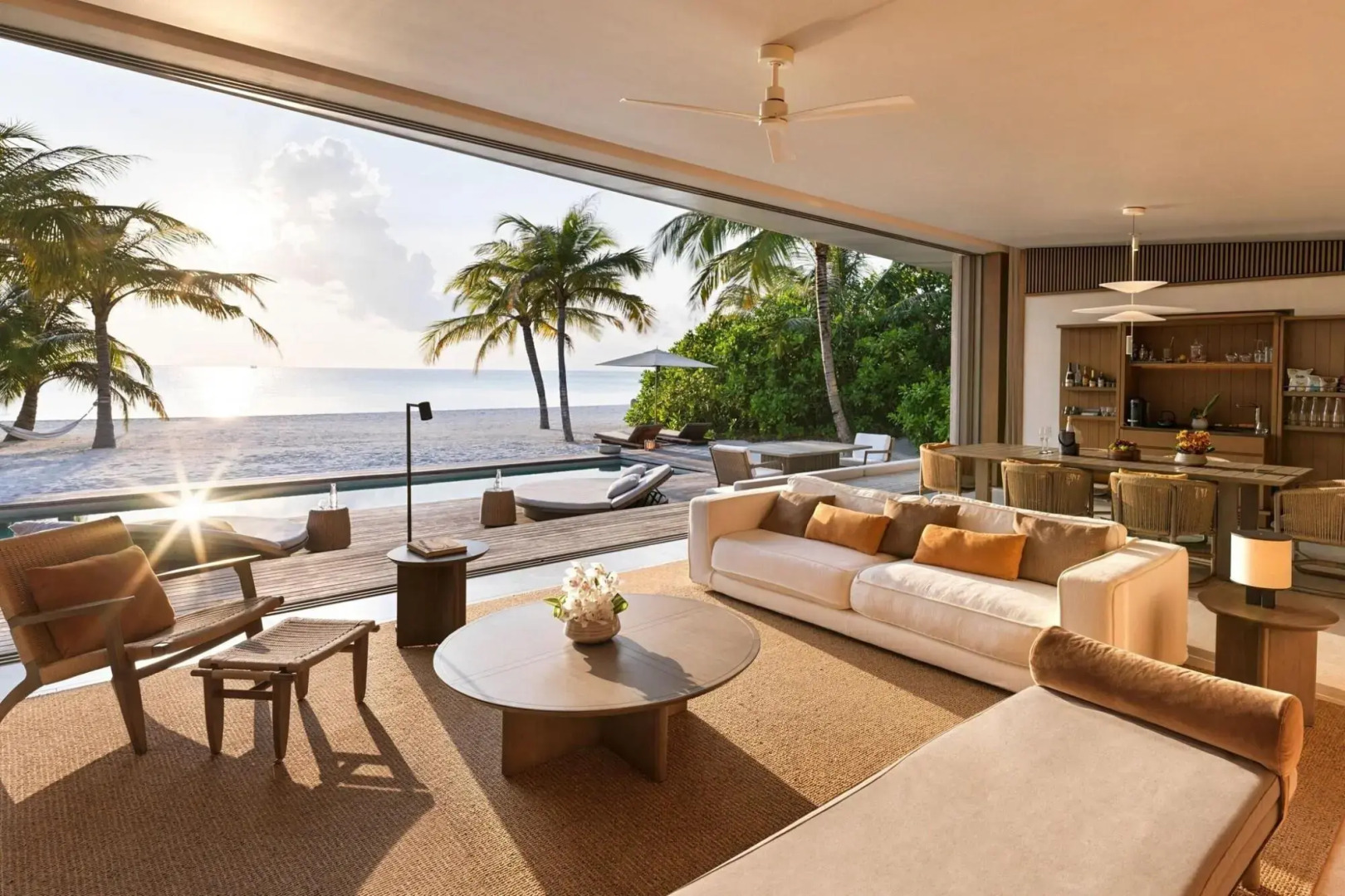 The Ritz-Carlton Maldives, Fari Islands