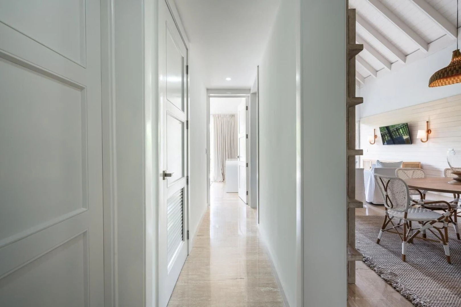 Relaxing El Portillo 2BR Apt