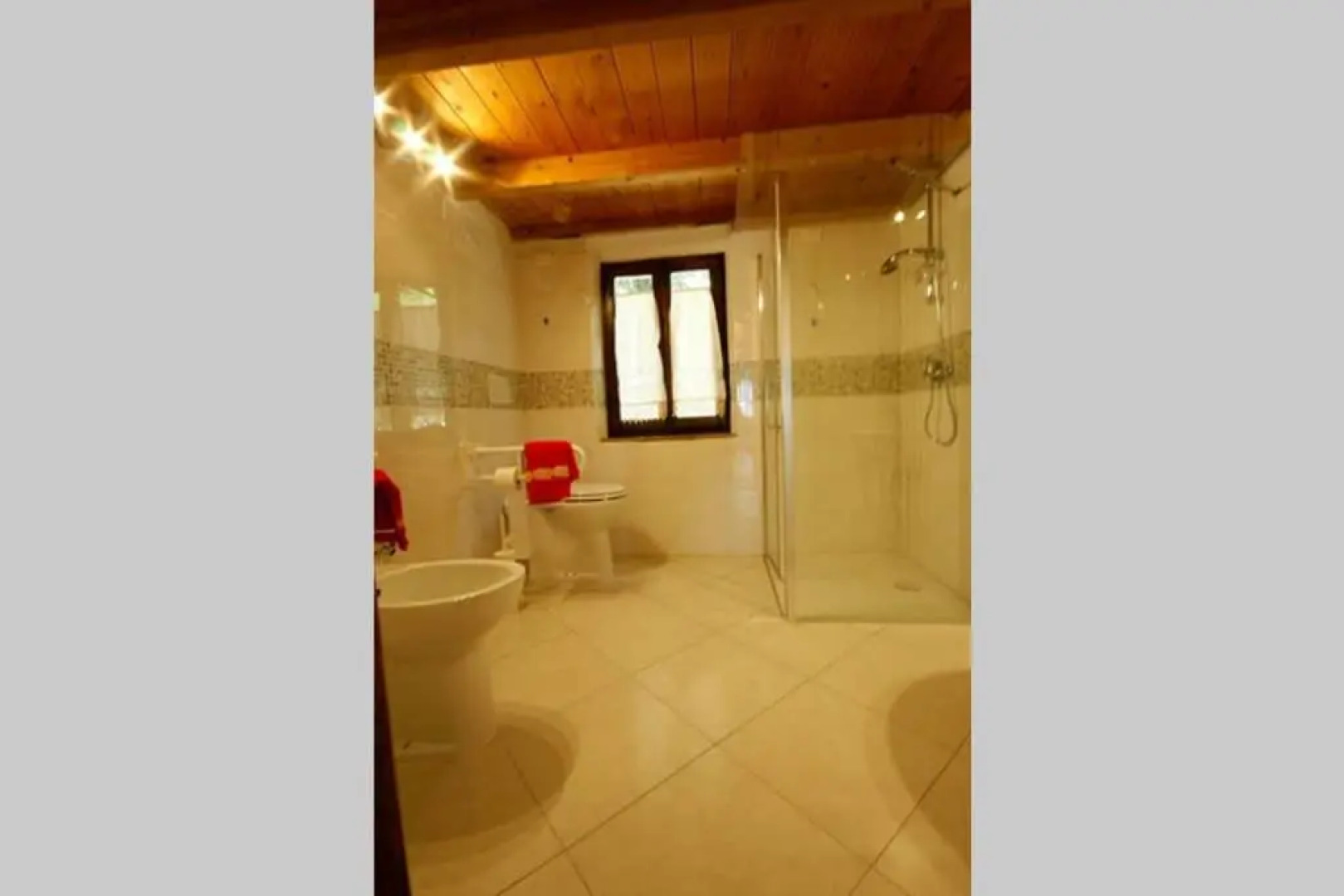 Villa con Piscina 10 Posti Letto, L'Oliveta Di Rivalto