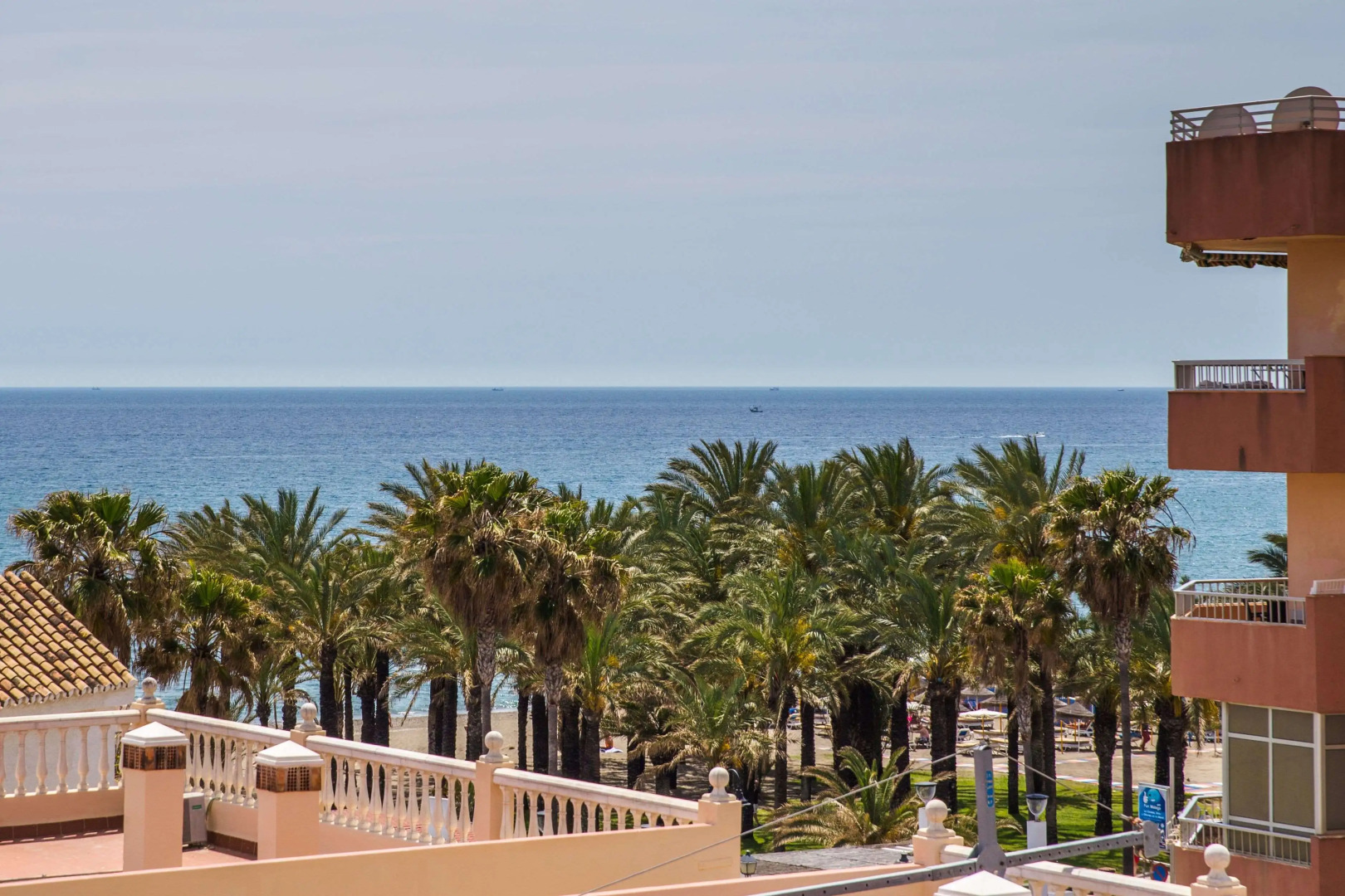 Отель Moon Dreams Torremolinos - Adults Recommended