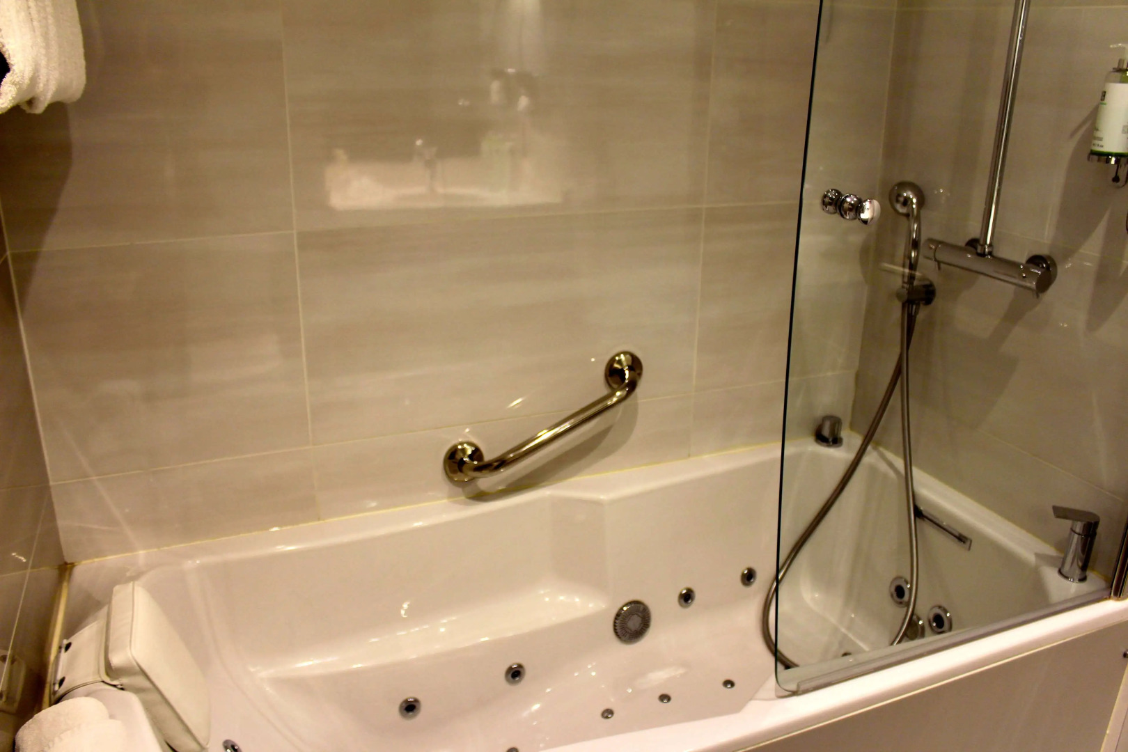 Best Western Plus Hotel Carlton