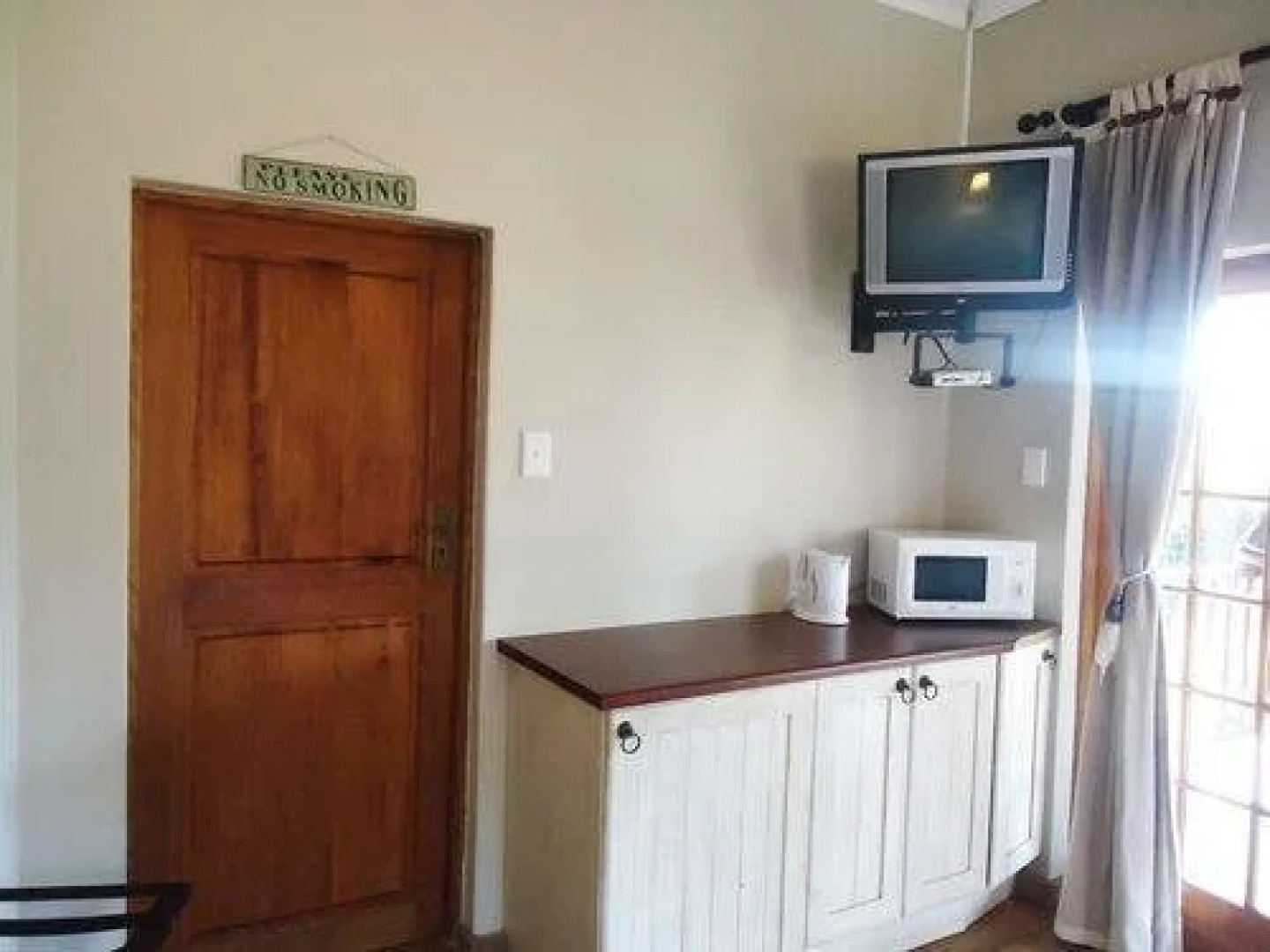 Tindlovu Country Lodge