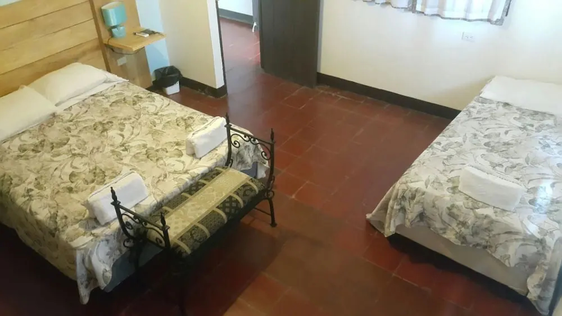 Playa Roca Hotel