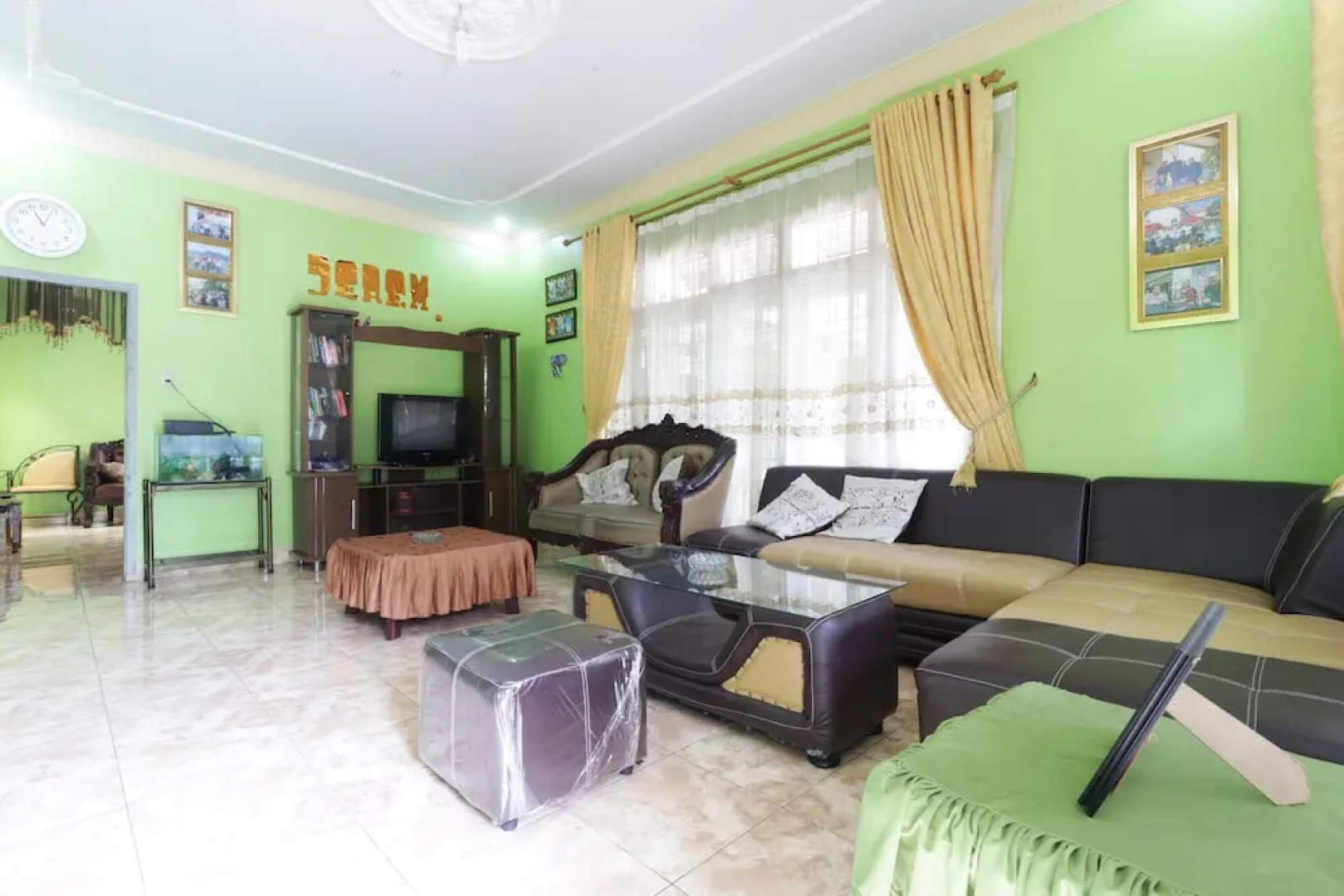 Waroeng Transit & Depary Homestay