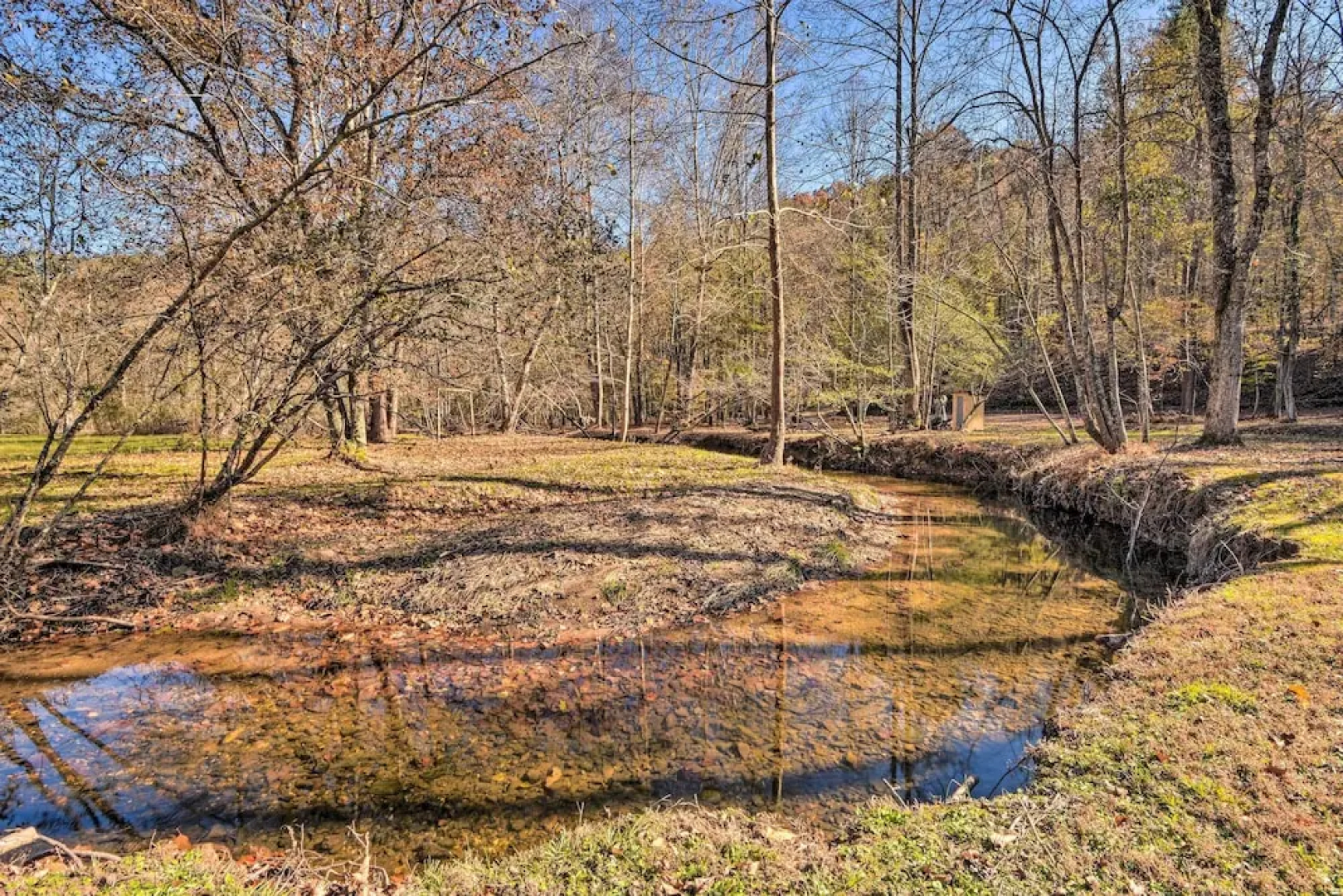 Ellijay Escape on Briar Creek w/ Hot Tub & Views!