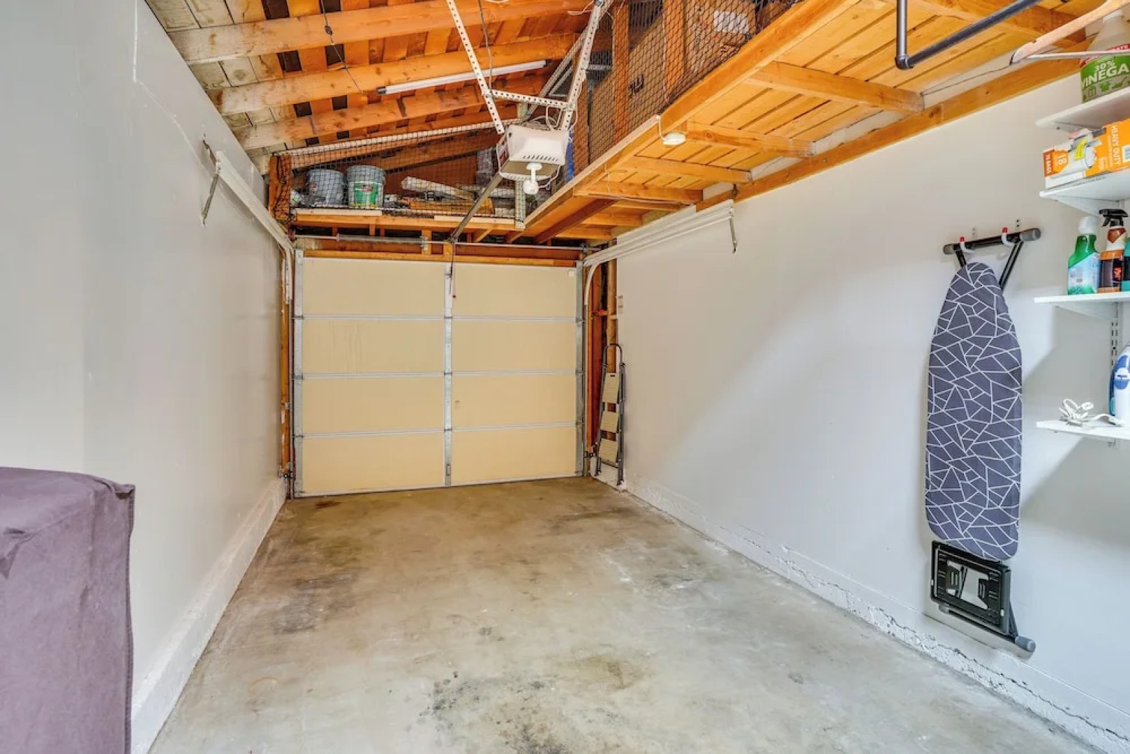 Lovely Tustin Home w/ Outdoor Kitchen: 3 Mi to Zoo