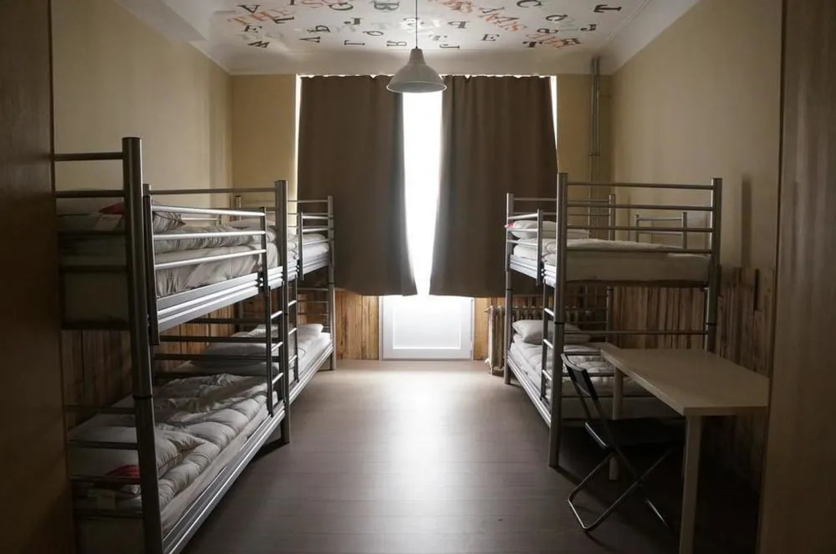 ES Hostel