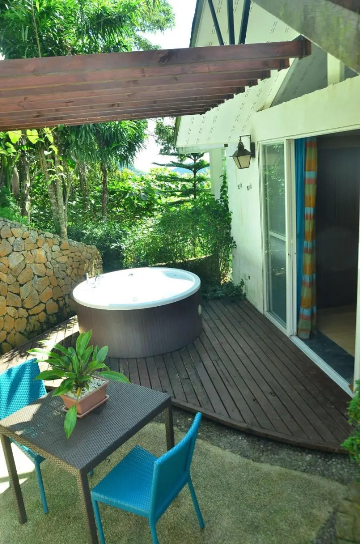 West 35 Eco Mountain Resort