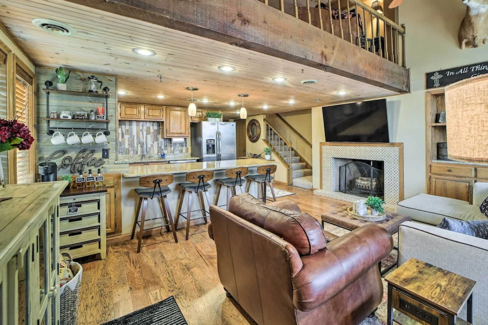 Balcony w/ Hot Tub: Monkey Island Vacation Rental!