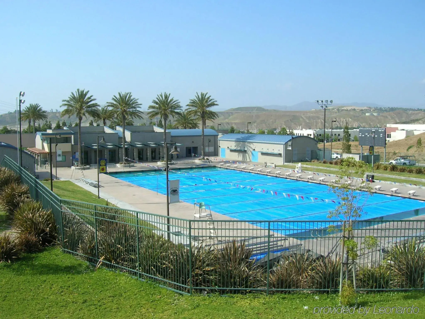 Best Western Valencia/Six Flags Inn & Suites