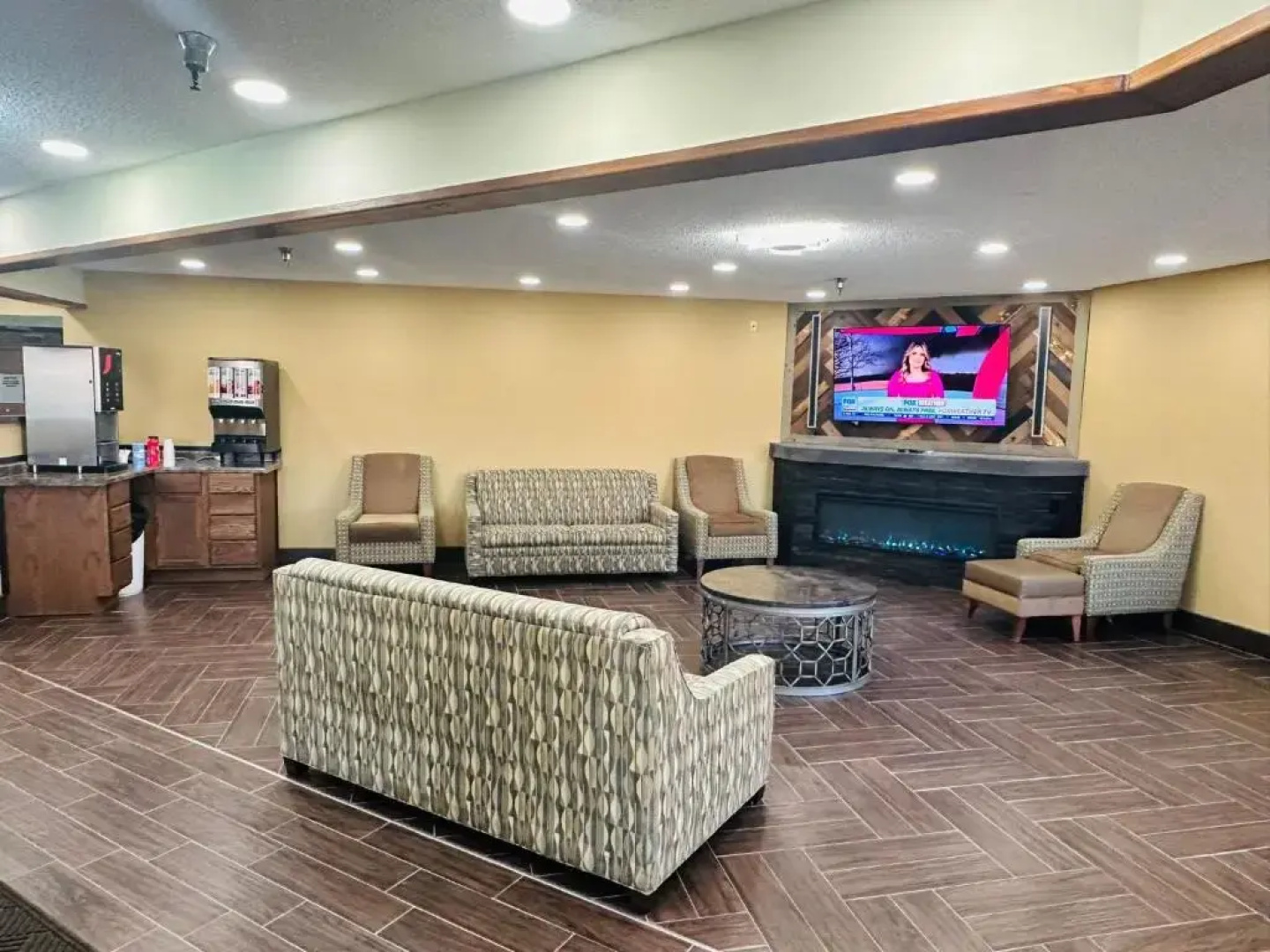 Howard Johnson West Fargo
