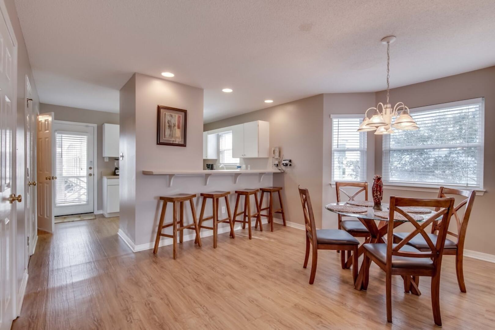 Summer Palace 4 Bedroom Duplex by RedAwning