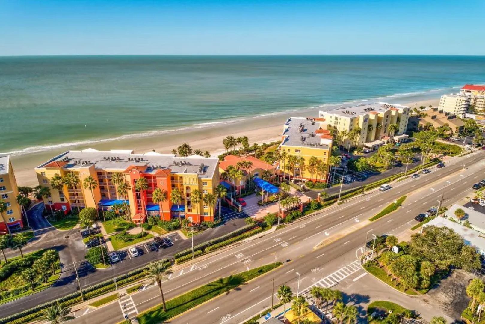 Tides 642 Luxurious pools/Hot tubs/Grills-It's Paradise!