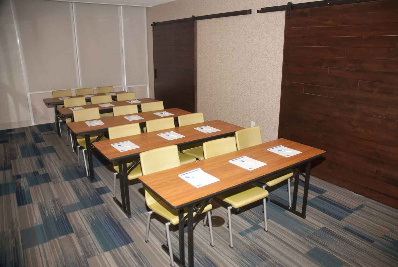 Holiday Inn Express & Suites Decatur by IHG