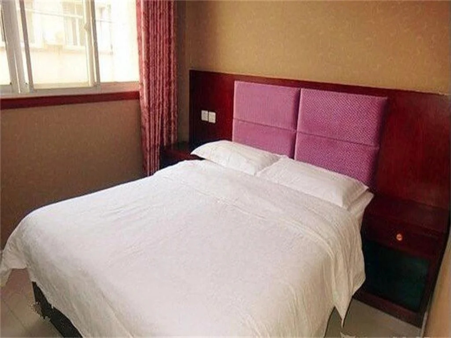 Anxian Changqing Hotel