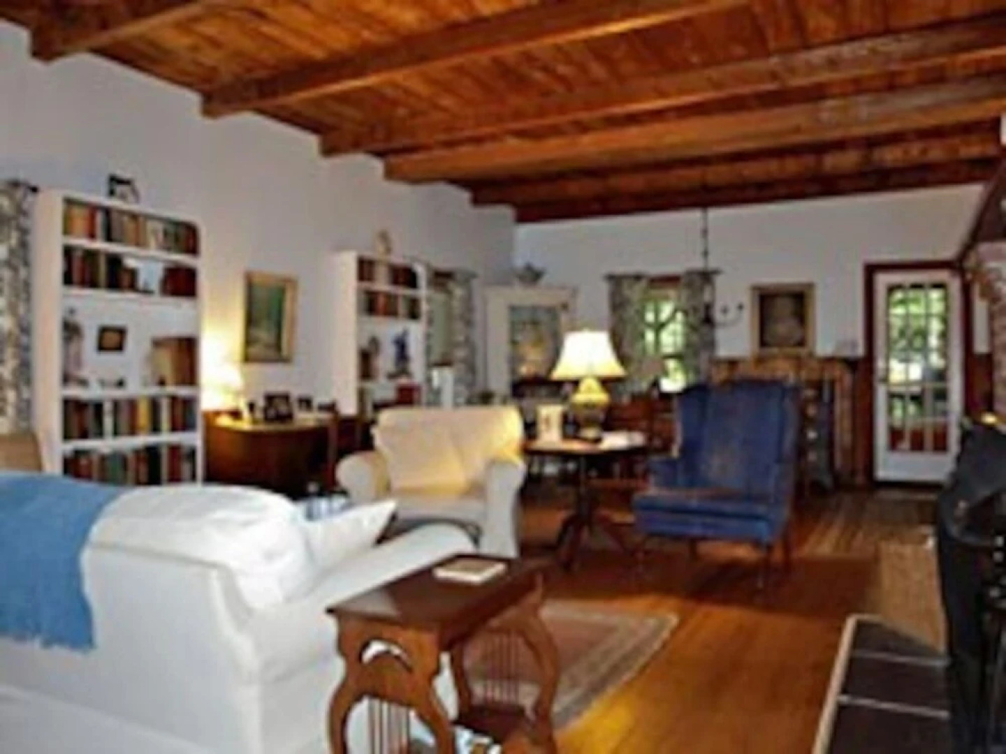 1900 Hilltop Bongalow