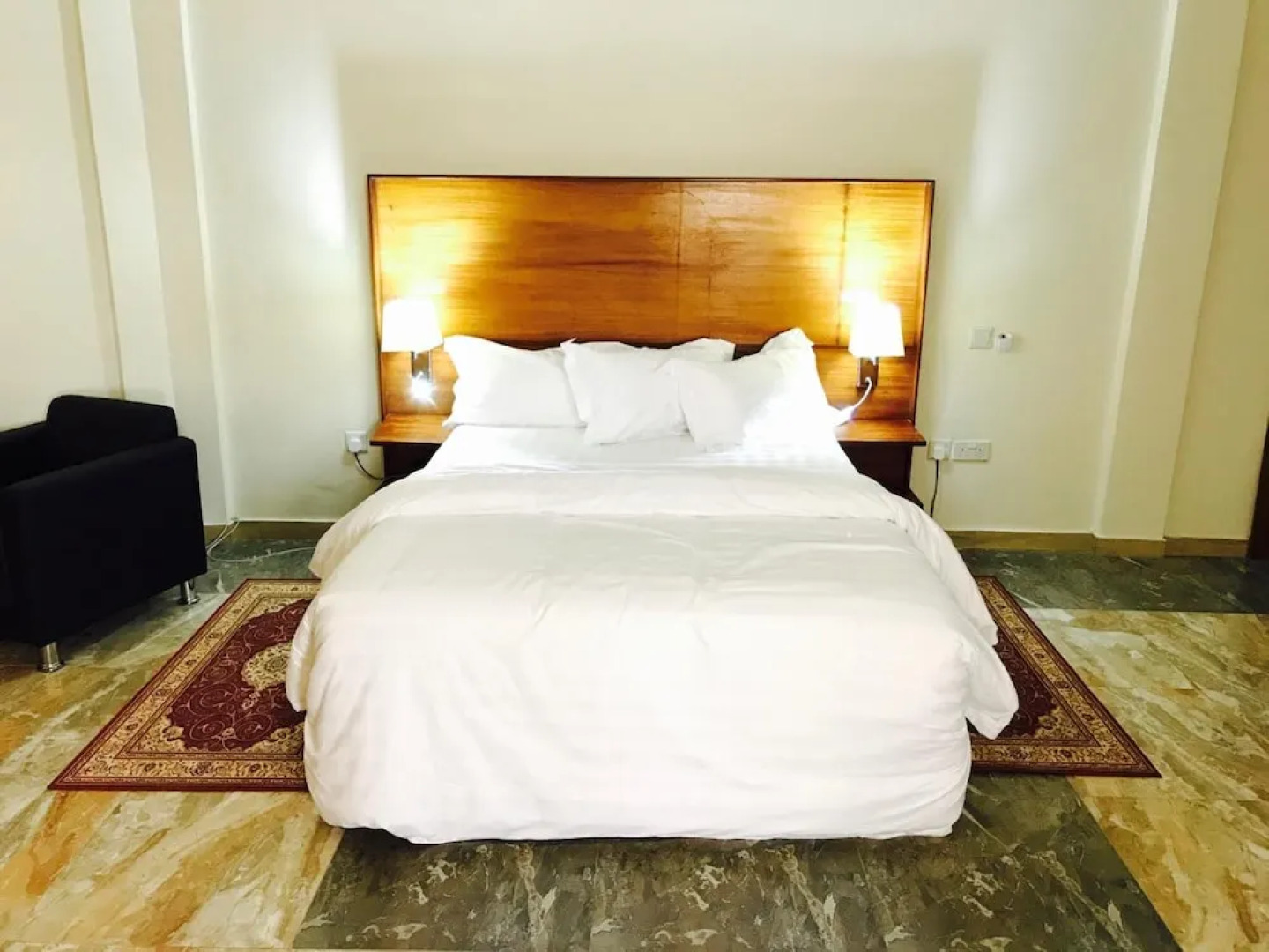 City Escape Hotel Prampram