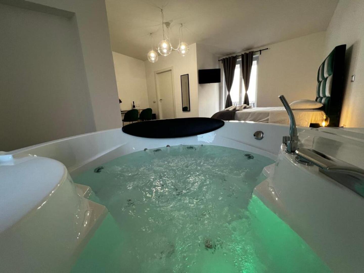 Habitat Luxury Suites