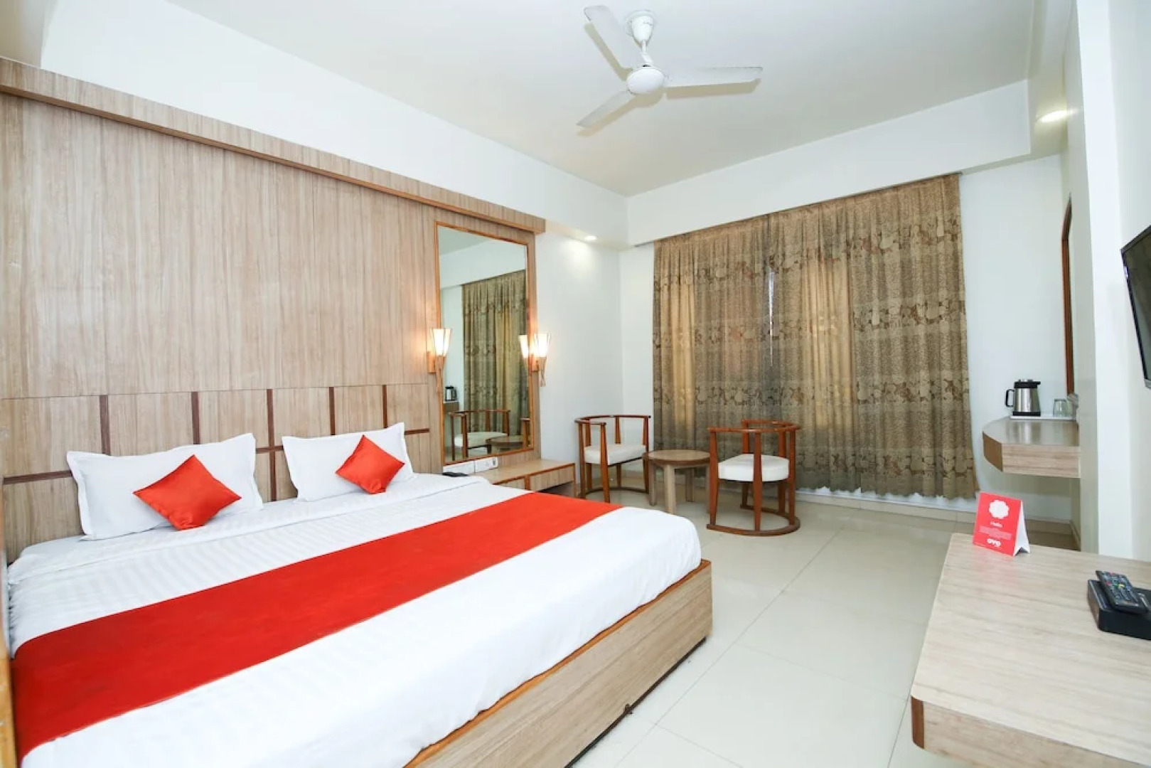 Oyo 10415 Hotel Prestige Princess