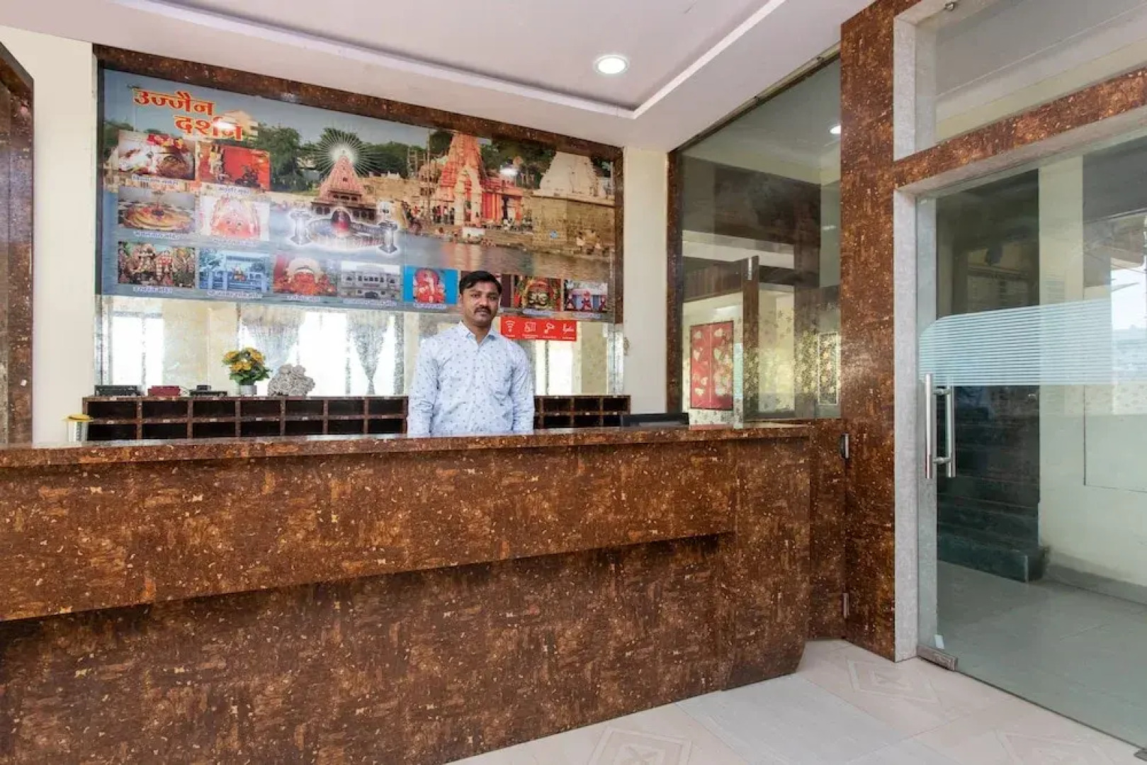 OYO 23361 Hotel Kanakshree