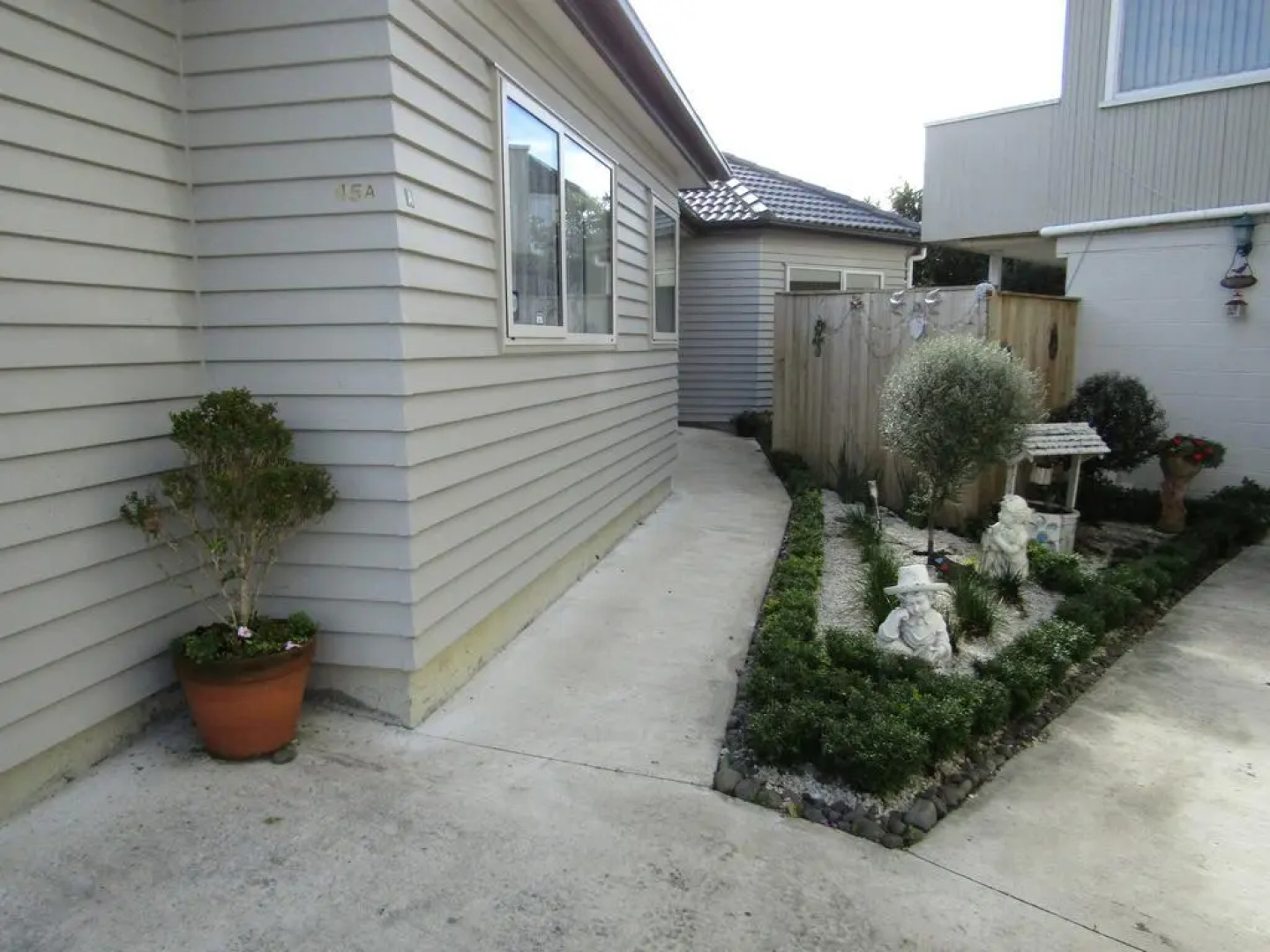 Bucklands Beach Executive Units Auckland