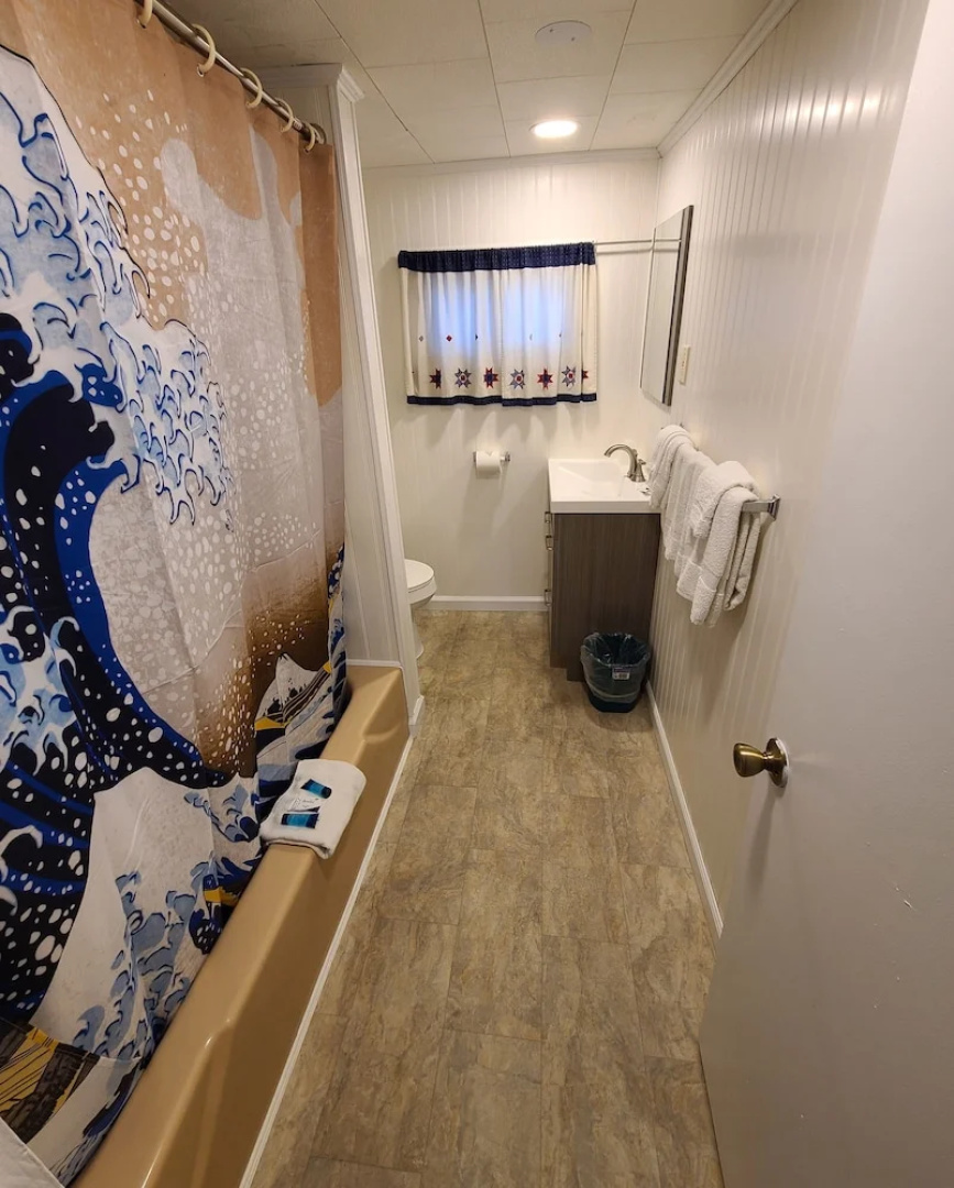 The Tides Motel