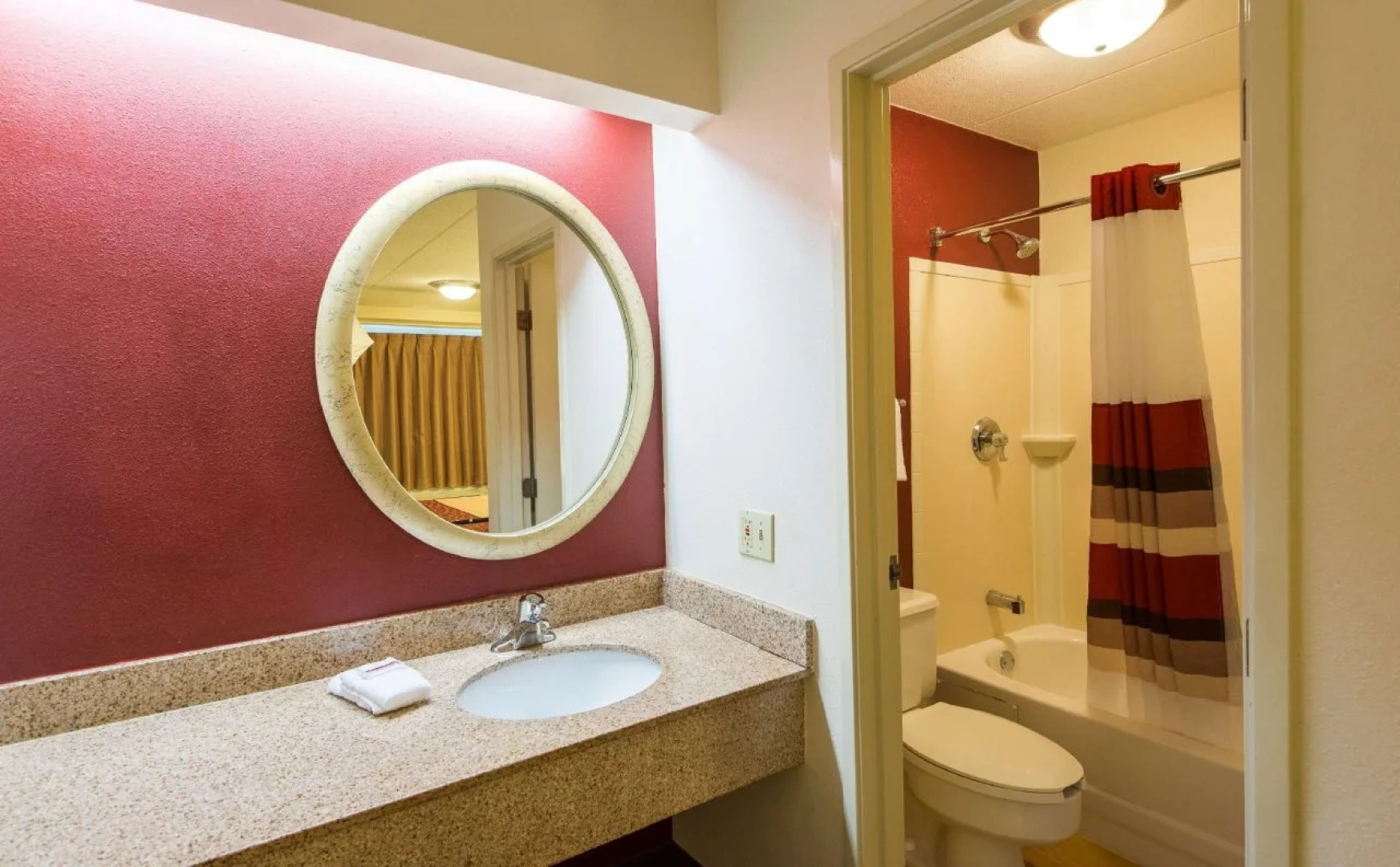 Red Roof Inn - St Louis St Charles