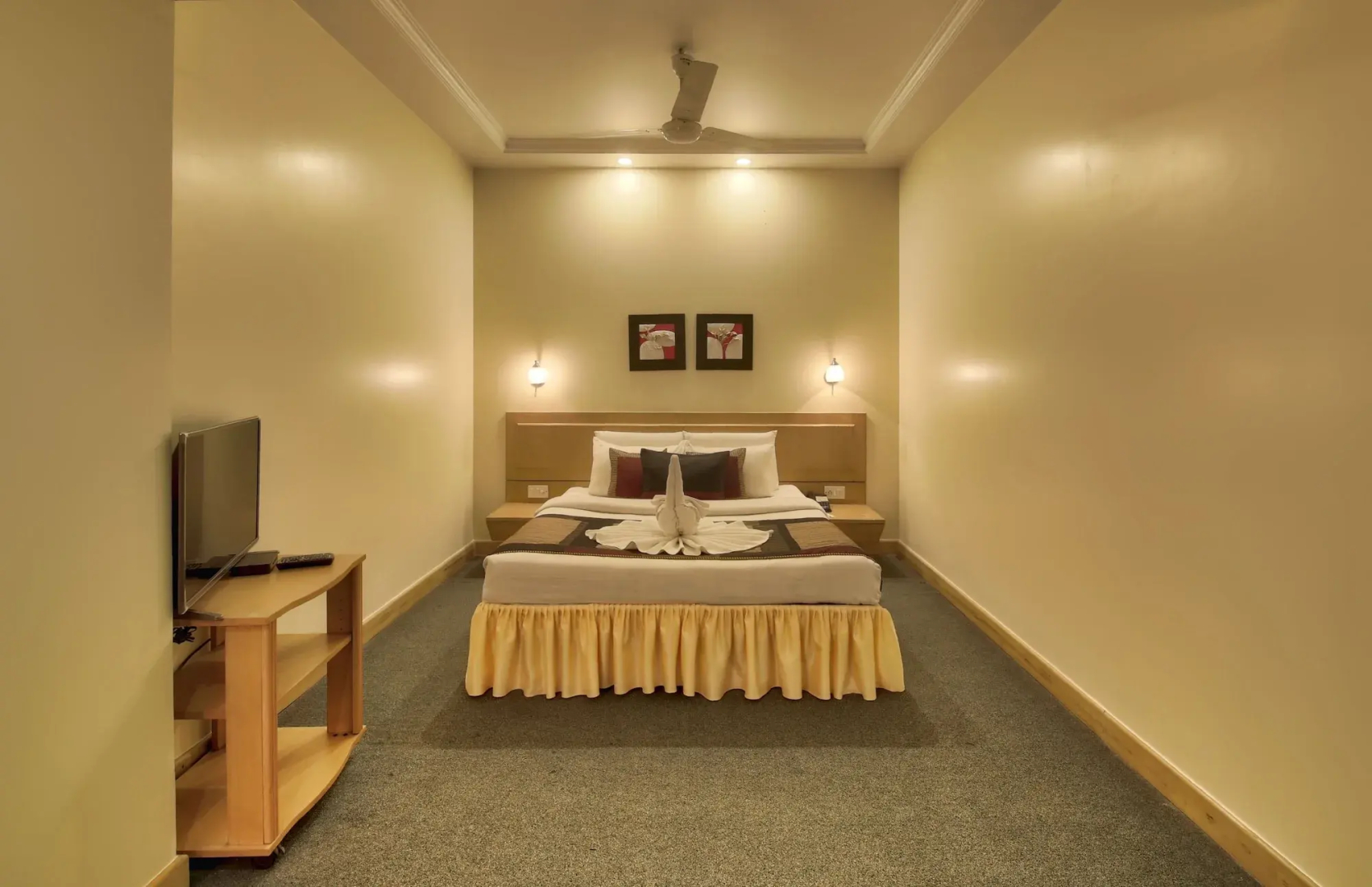 Vishwaratna Hotel