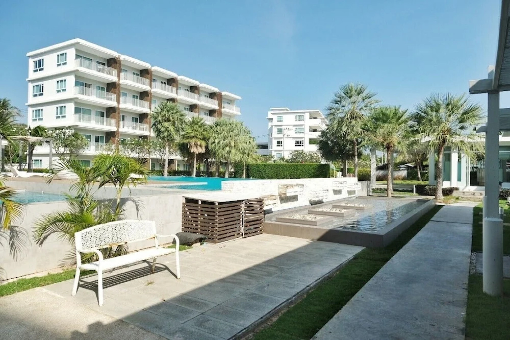 The Sea Condominium A22