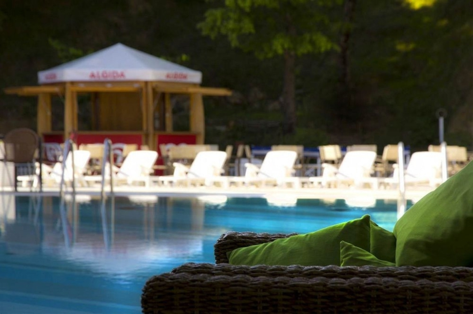 El Nautico Suites