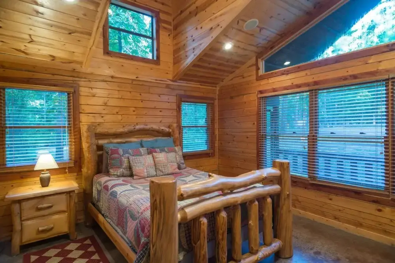 Serenity Forest Cabin With Private Hot Tub and Grill on the Back Deck by Redawning