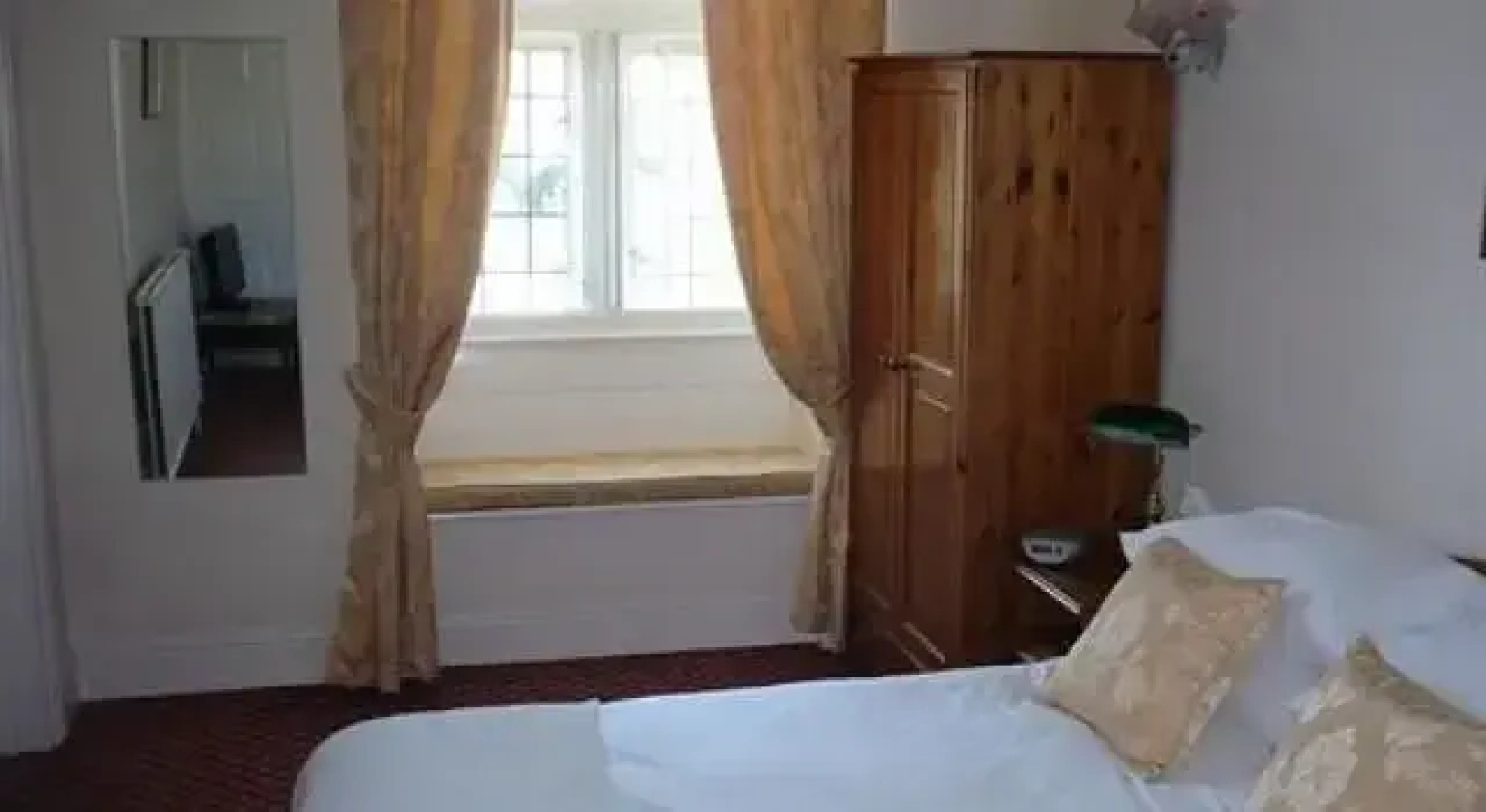 Warren House B&B