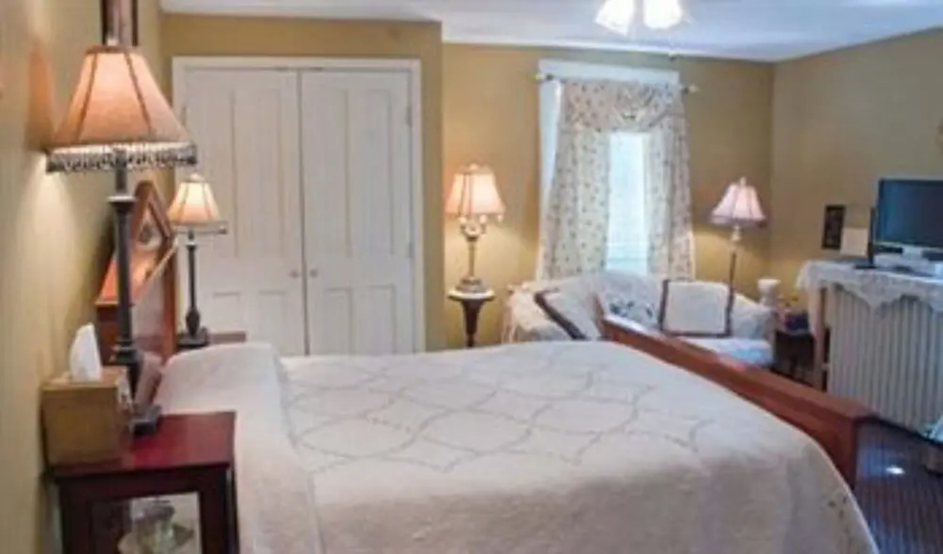 The Red Hook Country Inn