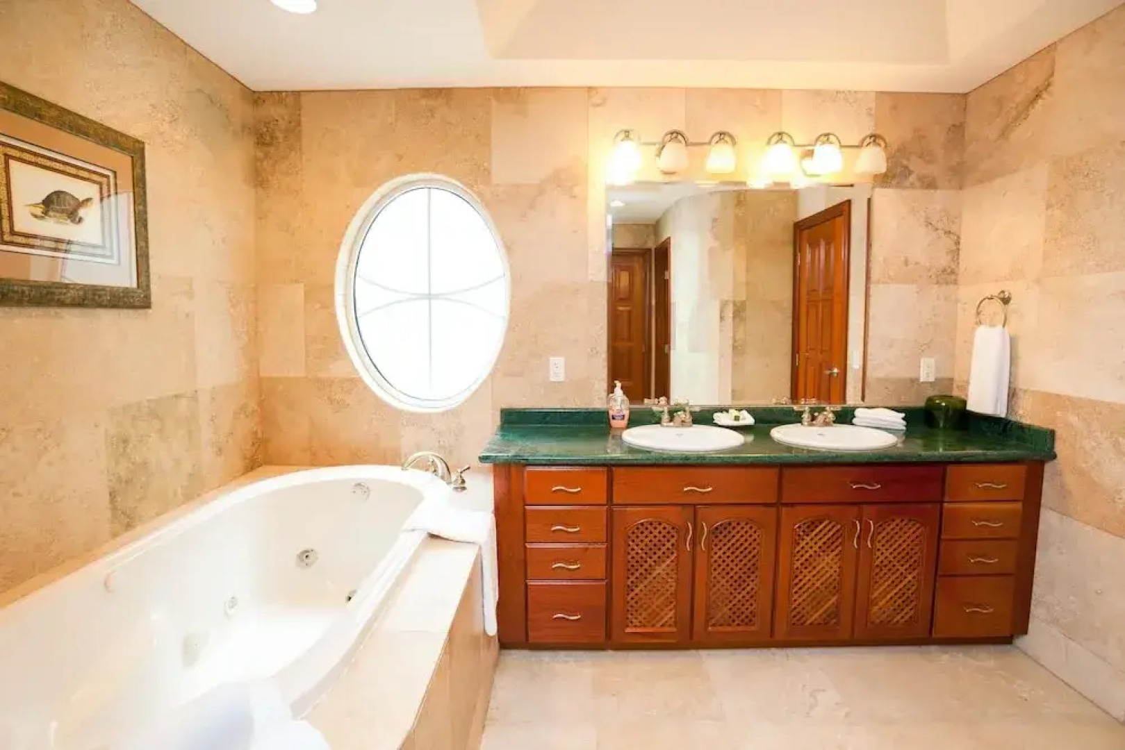 Lawson Rock Seahorse 104