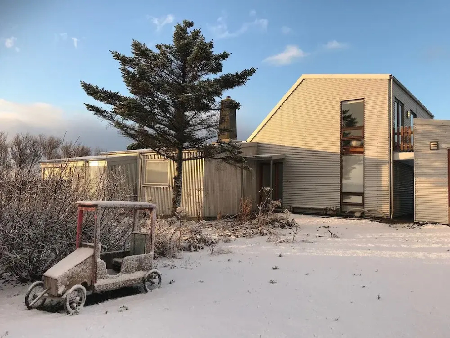 Eyvindarholt Guesthouse