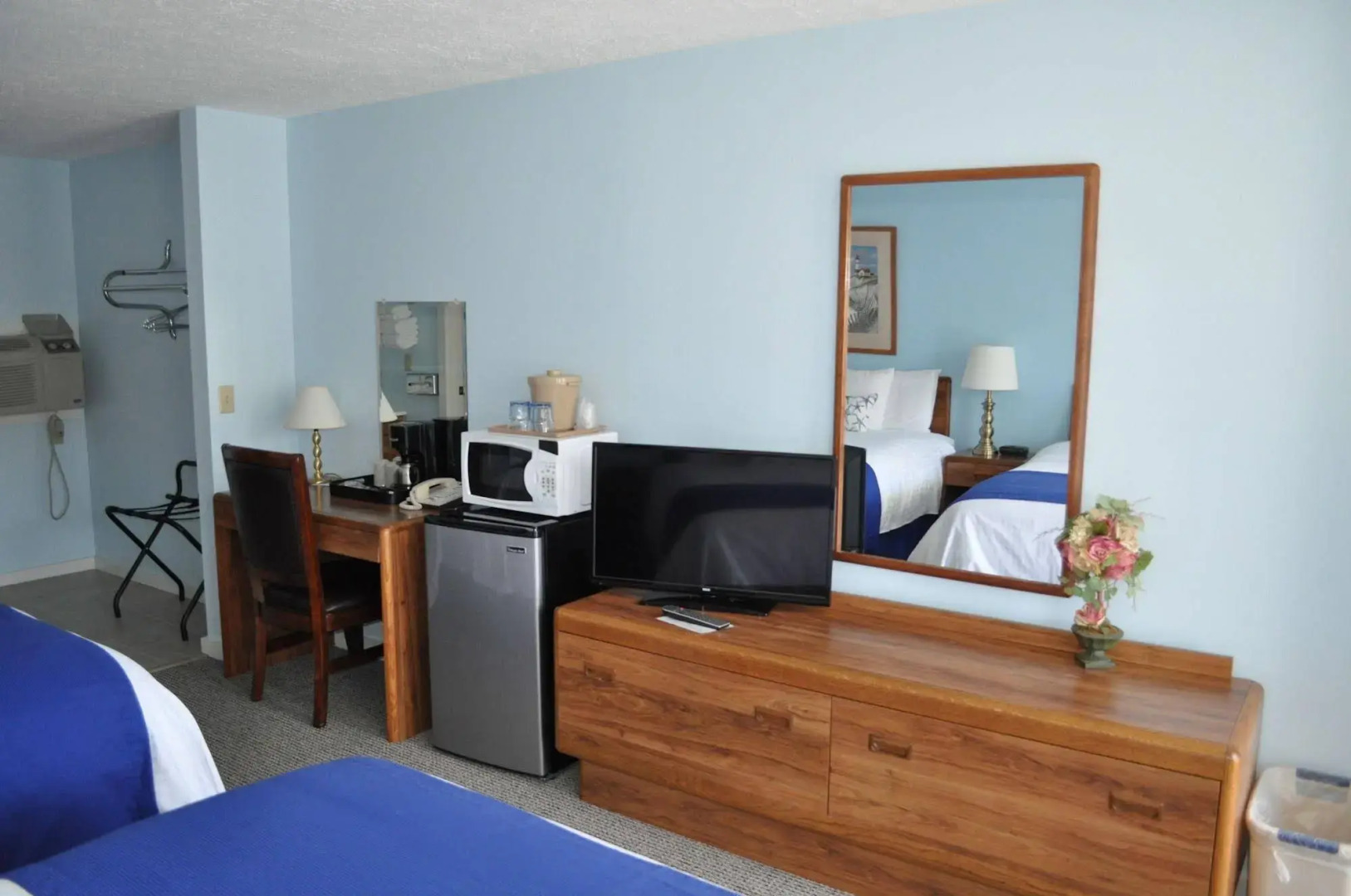 Stage Run By The Sea