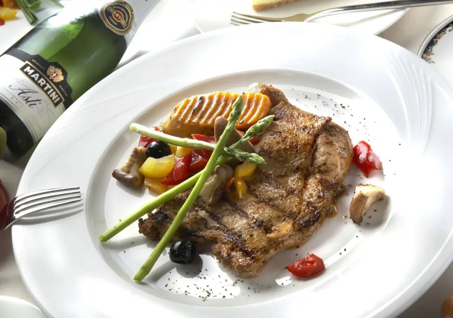 Yes Motel City Resort Paradise