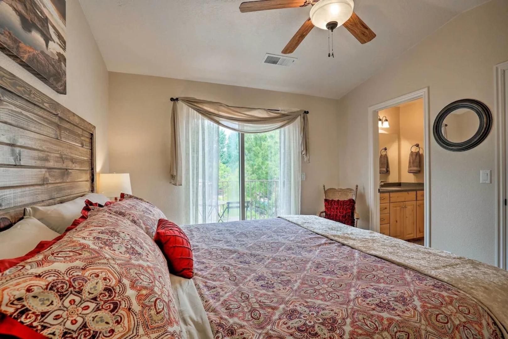 Kanab Condo w/ Pool & Patio, 30 Mi to Zion NP