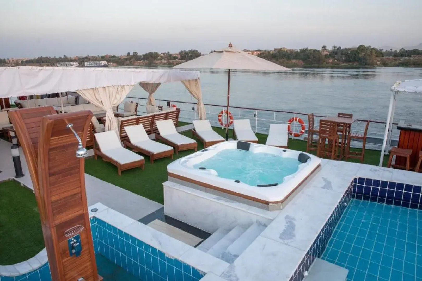 Champollion II 5 Stars Nile cruise
