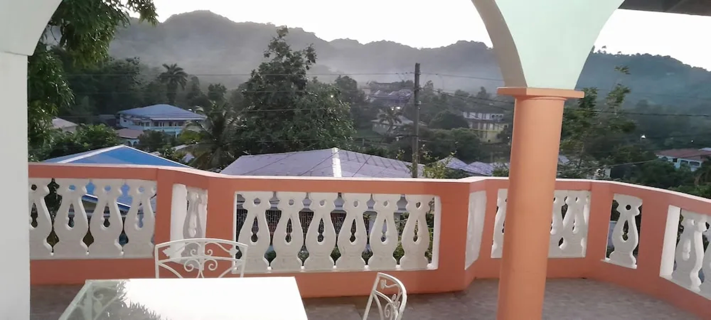 The Cozy Family Inn Guesthouse