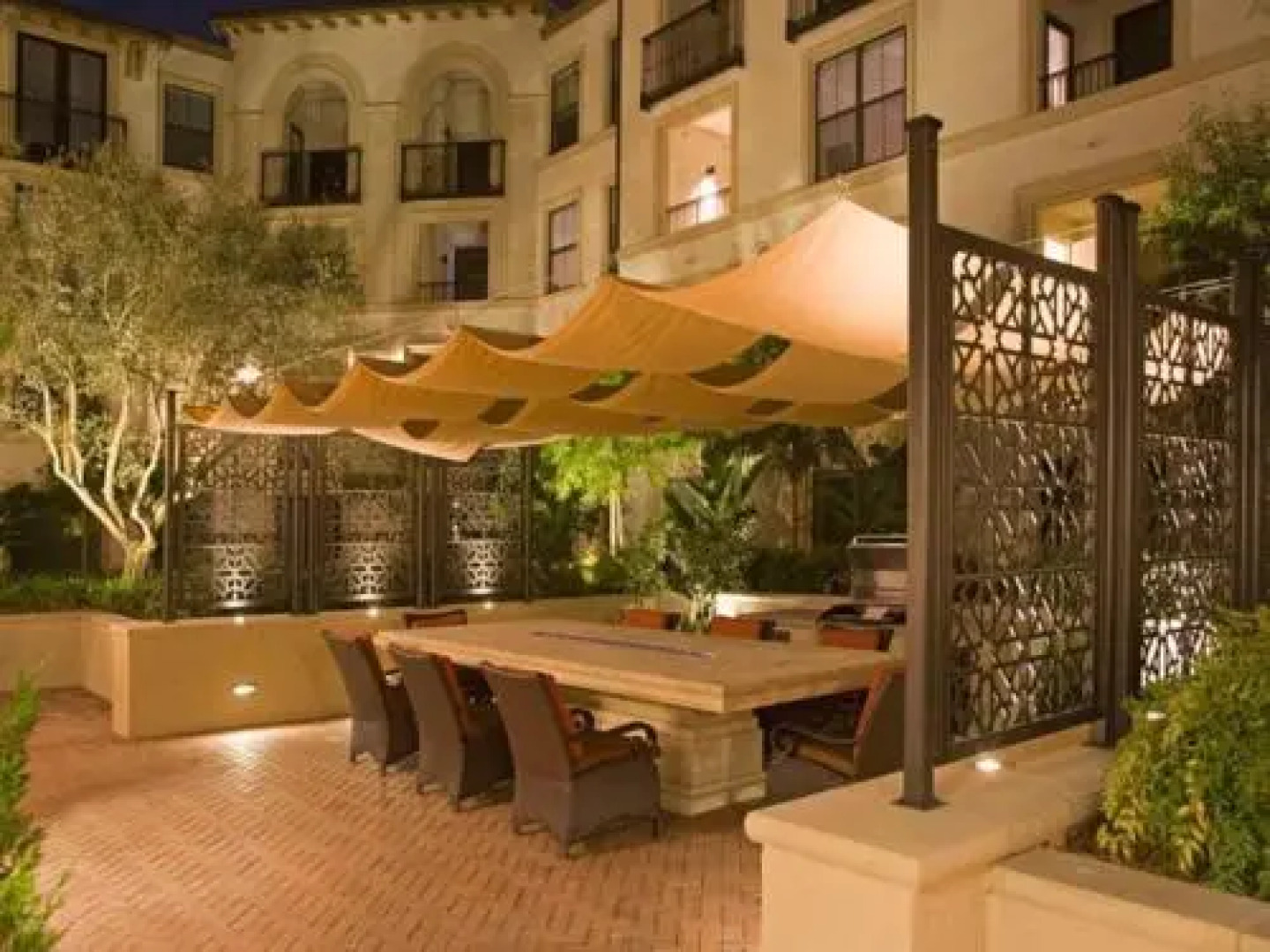 Bluebird Suites in Irvine