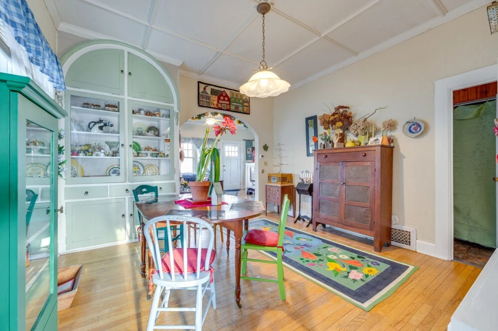 Marshalltown Vacation Rental w/ Private Yard!