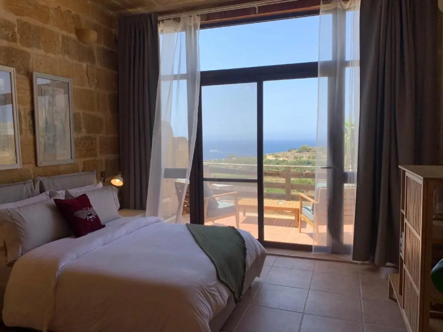 300y/o Farmhouse BLUE LAGOON VIEWS /AC/POOL QALA