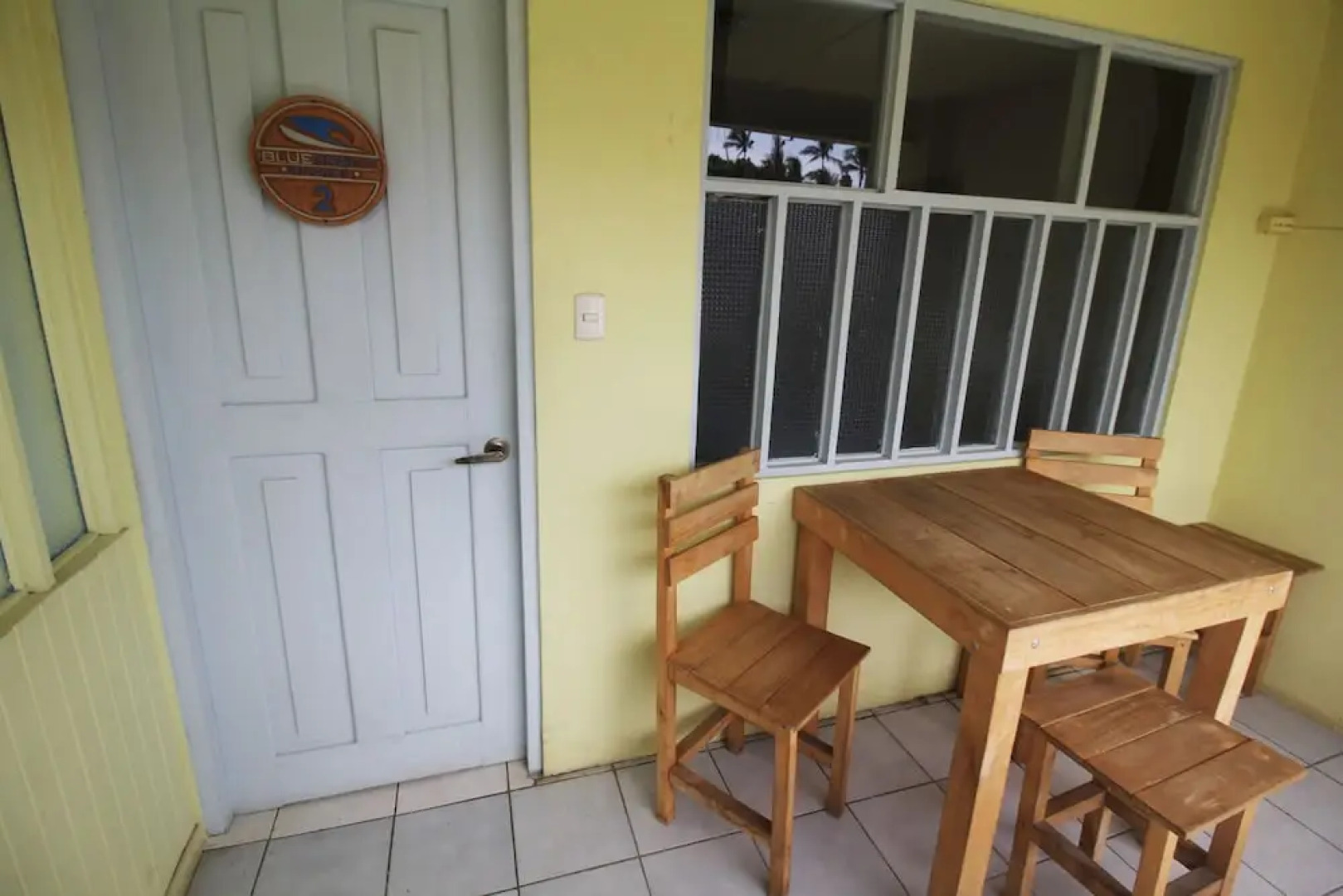 Blue Trailz Hostel & Surf Camp