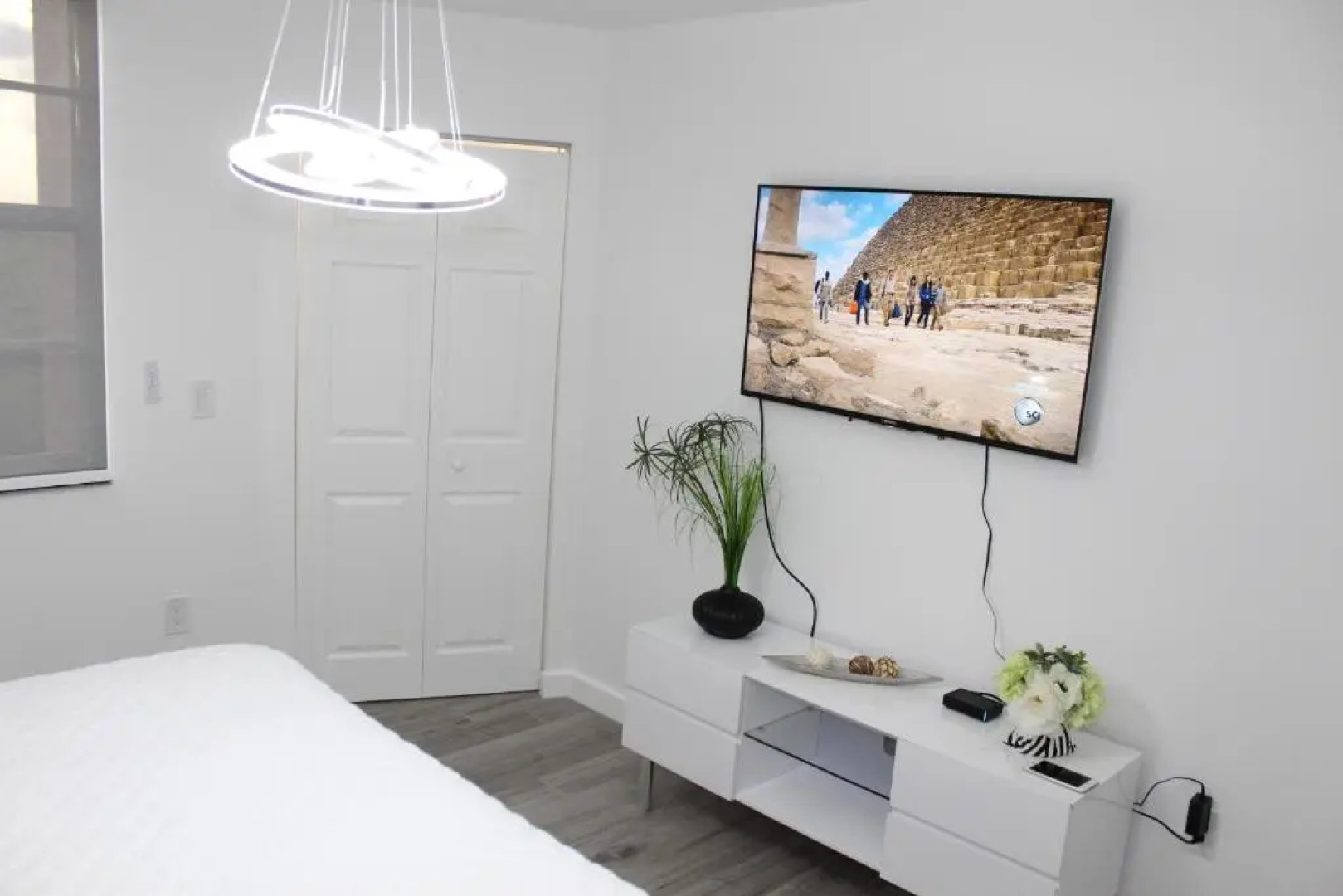 Yacht Club at Aventura Luxurious 1 Bed 1 Bath