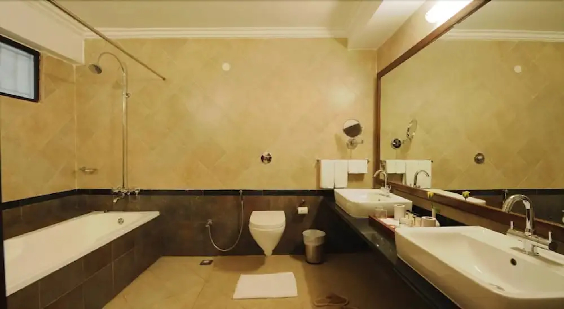 Deltin Palms Riverfront